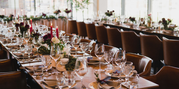 Alquiler de Espacios para Fiestas y Celebraciones Corporativas la Coma i la Pedra · Comida de Empresa